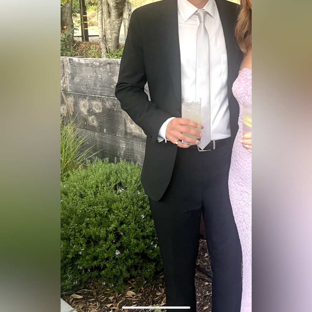 Banana Republic Men's black suit